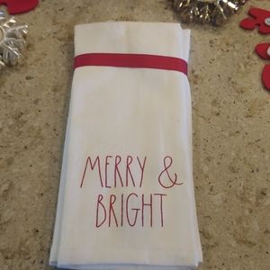Rae Dunn. Christmas hand towel set, NWT